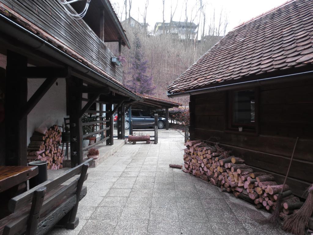 Gostisce Smuk Križe Exterior foto