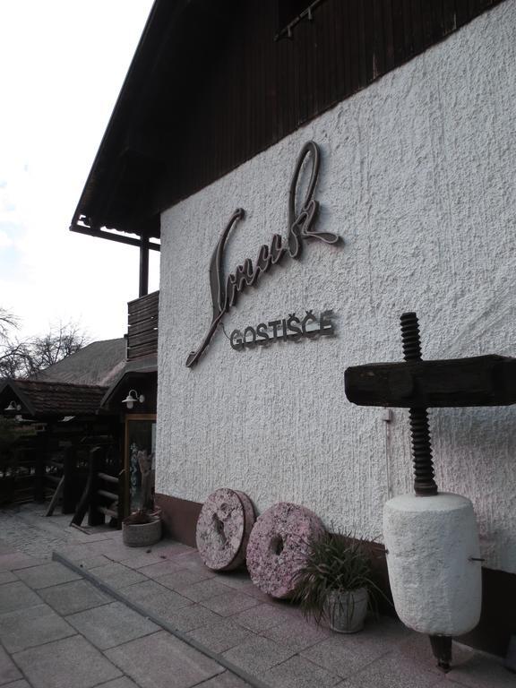 Gostisce Smuk Križe Exterior foto